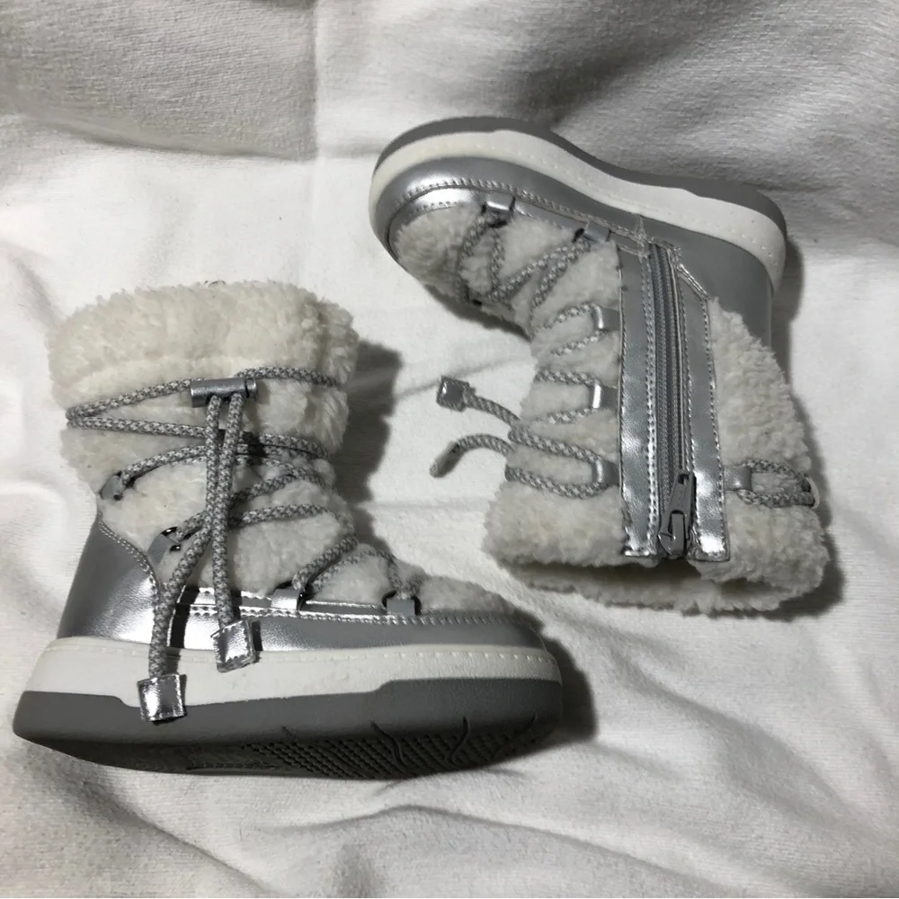 Winter Girls Boots White and Silver